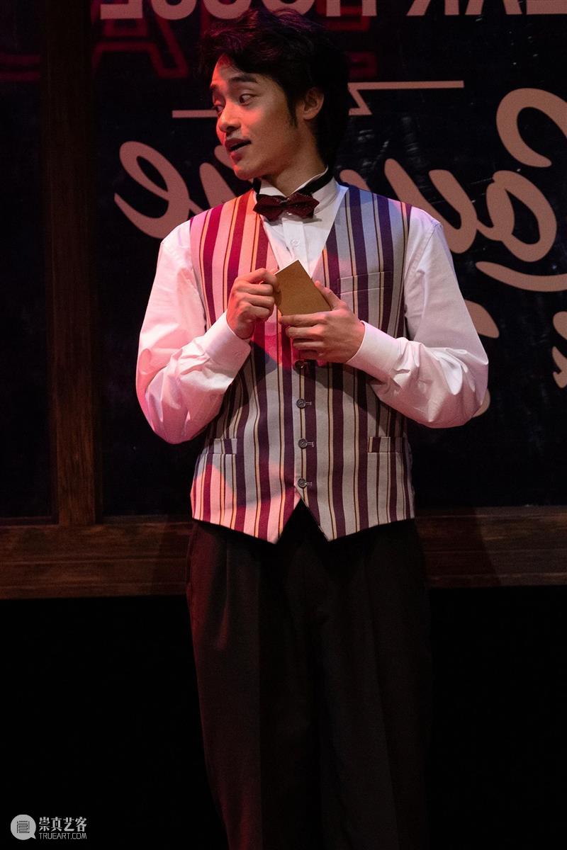 《推销员之死》导演林奕专访 上海话剧艺术中心 推销员之死 导演 林奕 新闻 记者 潘妤阿瑟·米勒 战后 美国 剧作 剧本 崇真艺客